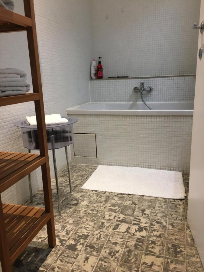 Guesthouse Poppies , Free Parking 오스텐드 외부 사진