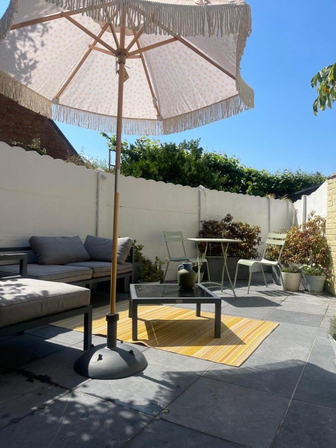 Guesthouse Poppies , Free Parking 오스텐드 외부 사진