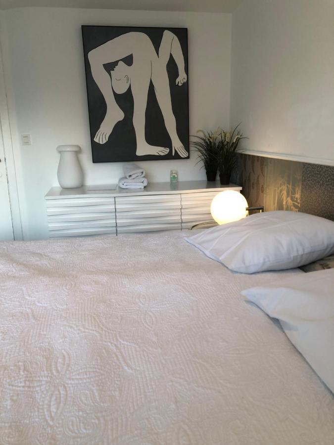 Guesthouse Poppies , Free Parking 오스텐드 외부 사진